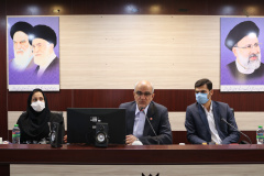 نشست مدیرعامل شرکت فناوری بن یاخته های رویان با پزشکان و ماماها در بوشهر