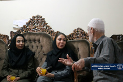 دیدار اعضای جهاددانشگاهی بوشهر با خانواده شهید علیرضا زنده پی به مناسبت سالگرد تاسیس این نهاد انقلابی