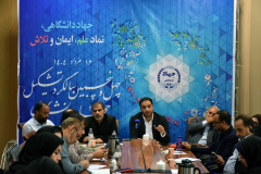 نشست خبری رئیس جهاددانشگاهی استان بوشهر با اصحاب رسانه به مناسبت سالگرد تاسیس این نهاد انقلابی و روز خبرنگار