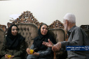 دیدار اعضای جهاددانشگاهی بوشهر  با خانواده شهید علیرضا زنده پی به مناسبت سالگرد تاسیس این نهاد انقلابی